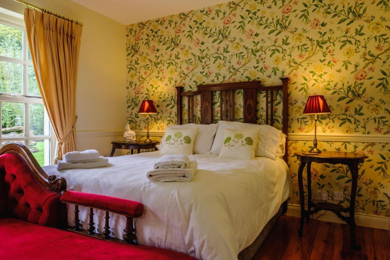 Brooklawn House Bed And Breakfast Mohill Екстериор снимка