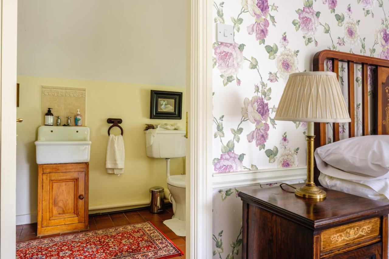 Brooklawn House Bed And Breakfast Mohill Екстериор снимка