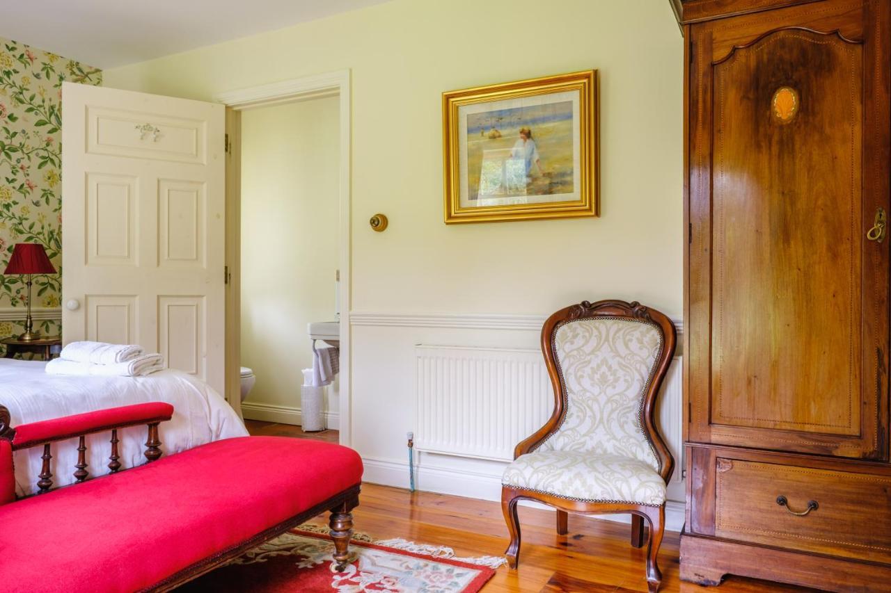 Brooklawn House Bed And Breakfast Mohill Екстериор снимка